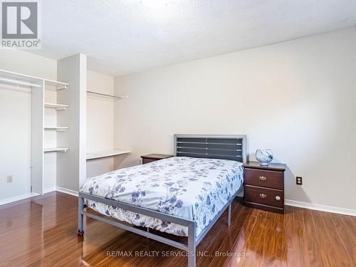 36 Farnham Drive, Brampton, ON - Indoor Photo Showing Bedroom