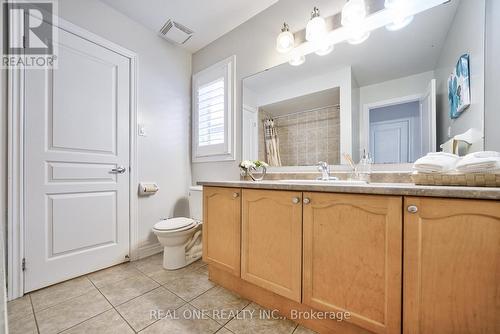 29 Seiffer Crescent, Richmond Hill, ON - Indoor Photo Showing Bathroom