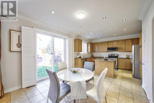 29 Seiffer Crescent, Richmond Hill, ON - Indoor Photo Showing Dining Room