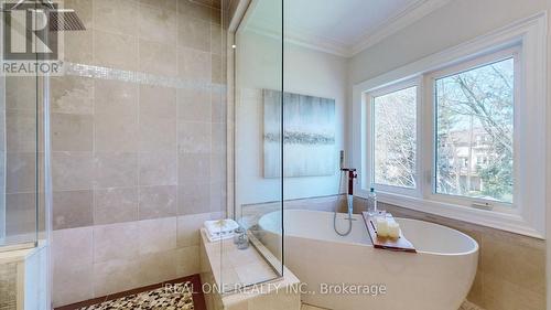 222 Florence Avenue, Toronto, ON - Indoor Photo Showing Bathroom