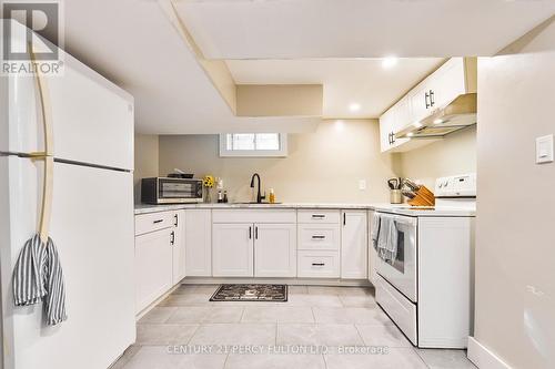 9920 Baldwin Street N, Whitby, ON - Indoor Photo Showing Kitchen