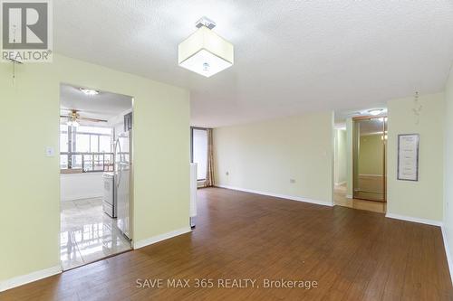 1704 - 18 Knightsbridge Road, Brampton, ON - Indoor Photo Showing Other Room