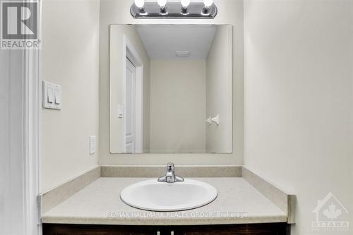 2206 Angelica Avenue, Ottawa, ON - Indoor Photo Showing Bathroom