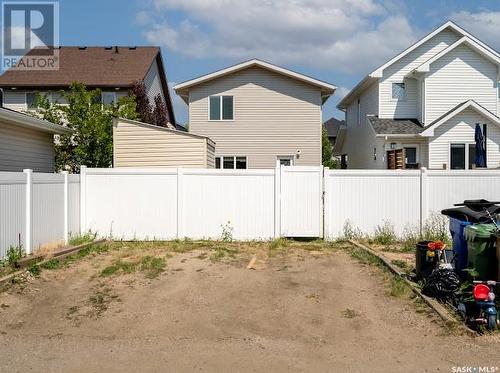 5413 Whereatt Road, Regina, SK - Outdoor