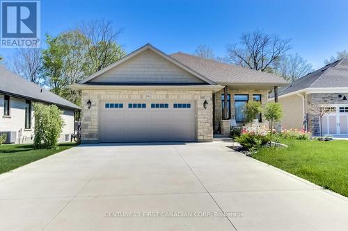 142 Old Field Lane, Central Elgin (Port Stanley), ON - Outdoor With Facade