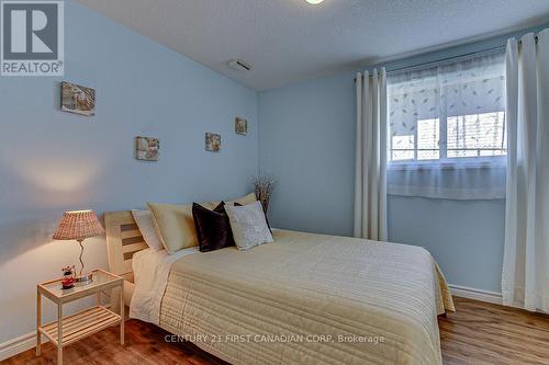 142 Old Field Lane, Central Elgin (Port Stanley), ON - Indoor Photo Showing Bedroom