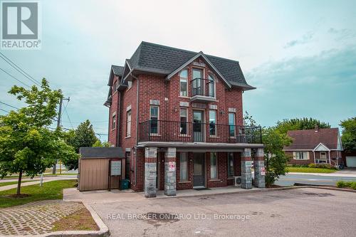 B - 489 East Avenue, Kitchener, ON - Outdoor With Facade