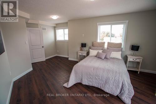 B - 489 East Avenue, Kitchener, ON - Indoor Photo Showing Bedroom