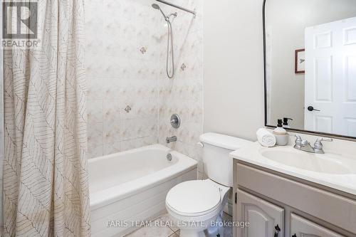 380 Corrievale Road, Georgian Bay, ON - Indoor Photo Showing Bathroom