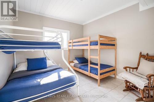 380 Corrievale Road, Georgian Bay, ON - Indoor Photo Showing Bedroom