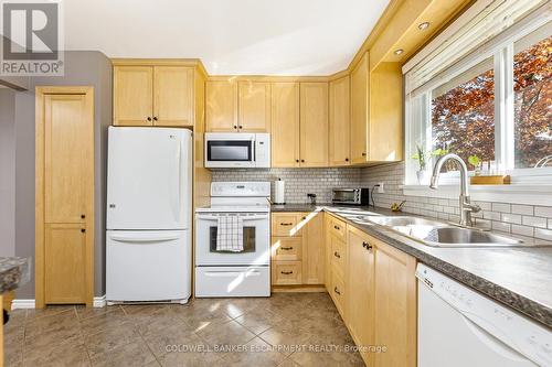 23 Ellen Crescent, Erin, ON - Indoor Photo Showing Kitchen With Double Sink