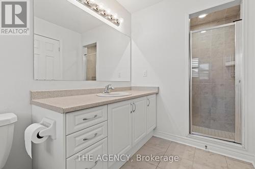 65 Hartley Avenue, Brant, ON - Indoor Photo Showing Bathroom