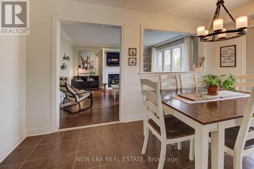 23 Barrett Avenue, Brantford, ON - Indoor Photo Showing Dining Room