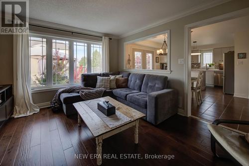 23 Barrett Avenue, Brantford, ON - Indoor Photo Showing Living Room