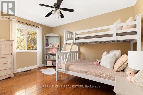 80 Stephenson Road 7 E, Huntsville, ON - Indoor Photo Showing Bedroom