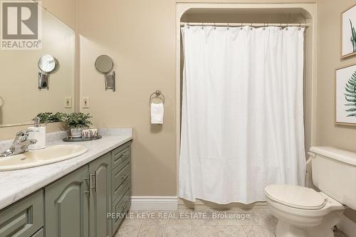 80 Stephenson Road 7 E, Huntsville, ON - Indoor Photo Showing Bathroom