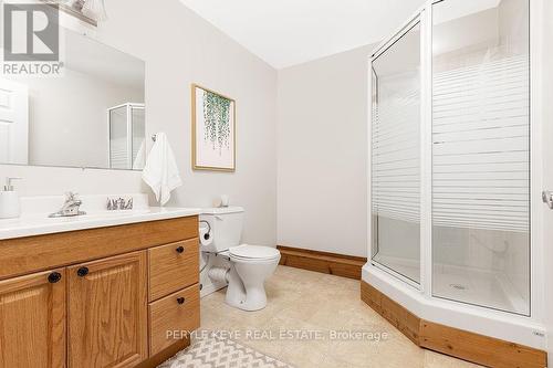 80 Stephenson Road 7 E, Huntsville, ON - Indoor Photo Showing Bathroom