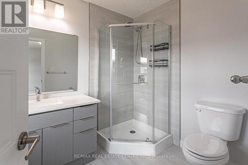 93 - 3380 Singleton Avenue, London, ON - Indoor Photo Showing Bathroom