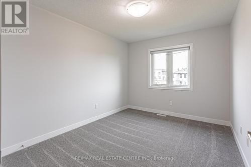 93 - 3380 Singleton Avenue, London, ON - Indoor Photo Showing Other Room