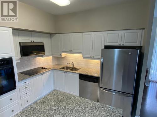 302 - 810 Scollard Court, Mississauga, ON - Indoor Photo Showing Kitchen With Stainless Steel Kitchen With Double Sink With Upgraded Kitchen