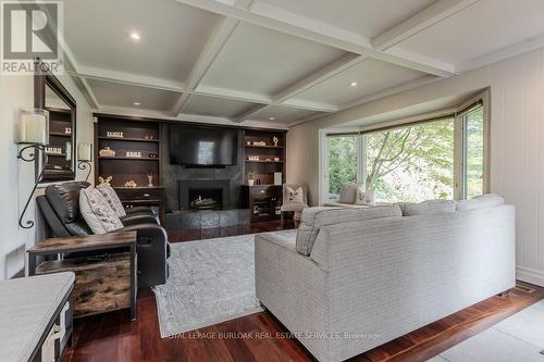 2091 Canterbury Drive, Burlington, ON - Indoor Photo Showing Living Room With Fireplace