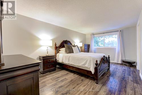 358 Woodlawn Crescent, Milton, ON - Indoor Photo Showing Bedroom