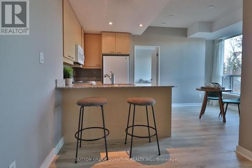 310 - 88 Palace Pier Court, Toronto, ON - Indoor Photo Showing Kitchen