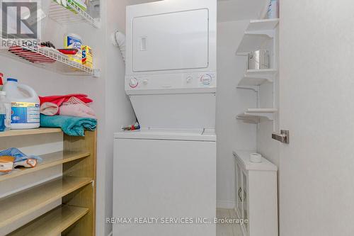 2014 - 155 Hillcrest Avenue, Mississauga, ON - Indoor Photo Showing Laundry Room