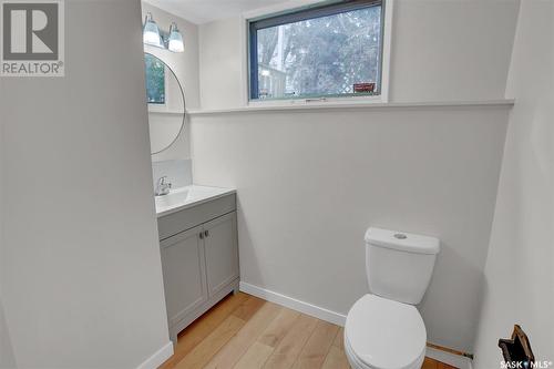 1730 Uhrich Avenue, Regina, SK - Indoor Photo Showing Bathroom