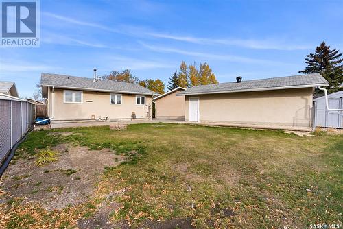 51 Salemka Crescent, Regina, SK - Outdoor With Exterior