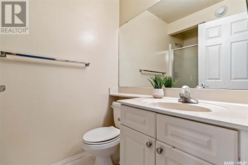 826 Budz Crescent, Saskatoon, SK - Indoor Photo Showing Bathroom