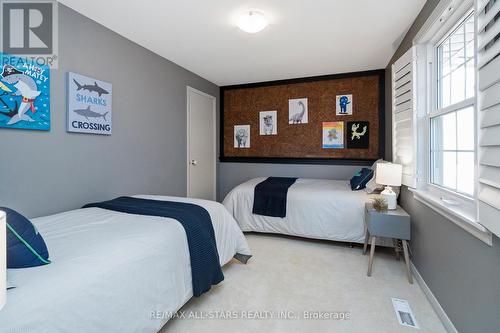 18 Squire Bakers Lane, Markham, ON - Indoor Photo Showing Bedroom