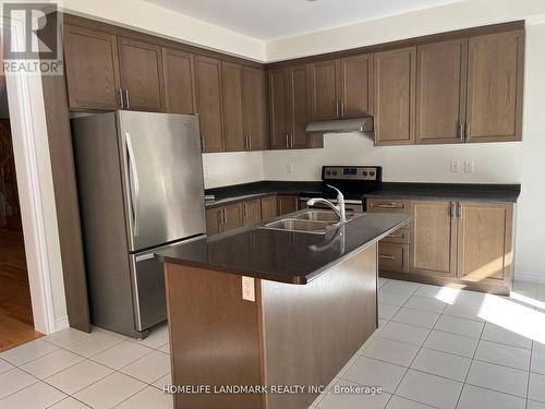 69 Chessington Avenue, East Gwillimbury, ON - Indoor Photo Showing Kitchen With Double Sink