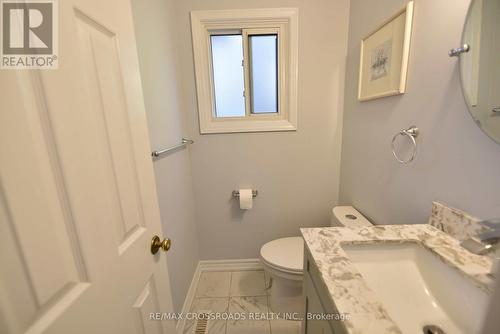 32 Buchanan Drive, Markham, ON - Indoor Photo Showing Bathroom