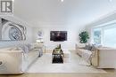 27 Murdock Avenue, Aurora, ON  - Indoor Photo Showing Living Room 