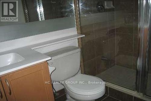 510 - 310 Burnhamthorpe Road W, Mississauga, ON - Indoor Photo Showing Bathroom