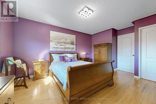 6962 Elliott Parliament Street, Mississauga, ON - Indoor Photo Showing Bedroom