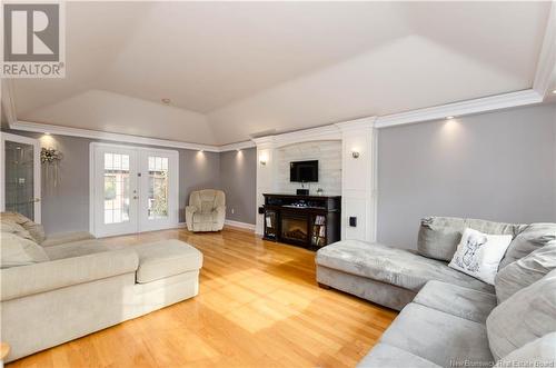 394 Ouellet, Shediac, NB - Indoor Photo Showing Living Room