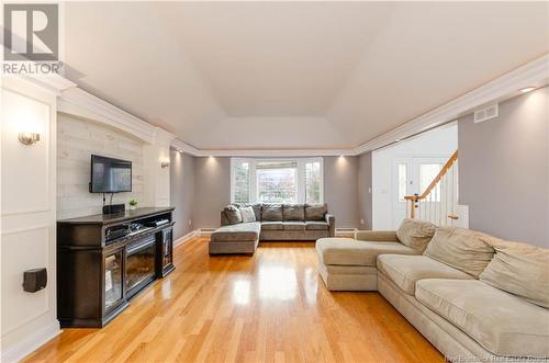 394 Ouellet, Shediac, NB - Indoor Photo Showing Living Room