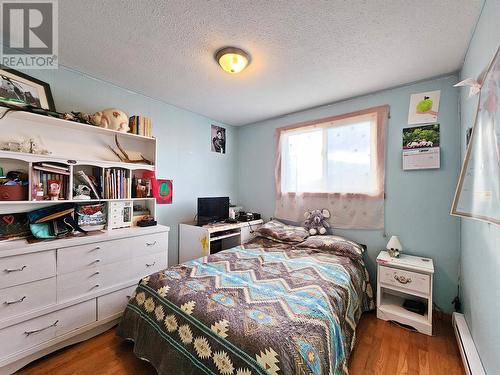 4142 Dale Lake Road, Quesnel, BC - Indoor Photo Showing Bedroom