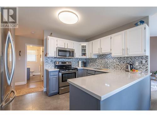 2841 Noyes Road, Naramata, BC - Indoor Photo Showing Kitchen