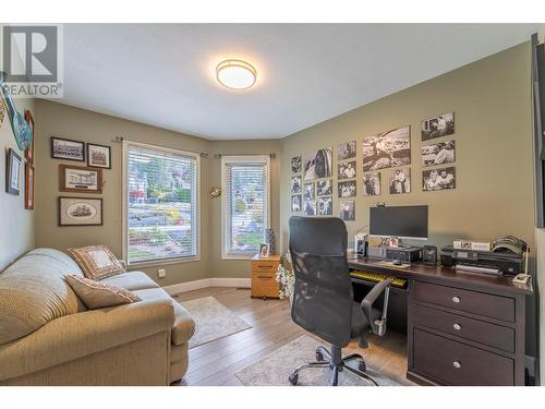 2841 Noyes Road, Naramata, BC - Indoor Photo Showing Office