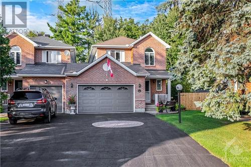 95 Springcreek Crescent, Ottawa, ON - Outdoor With Facade