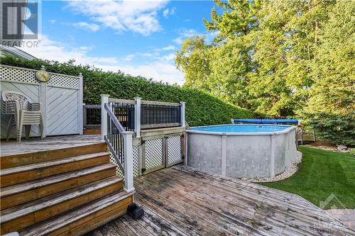 95 Springcreek Crescent, Ottawa, ON - Outdoor With Above Ground Pool