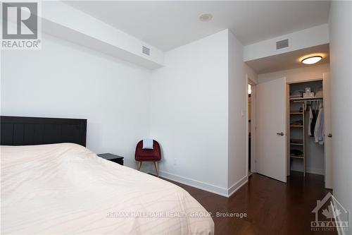 802 - 40 Nepean Street, Ottawa, ON - Indoor Photo Showing Bedroom