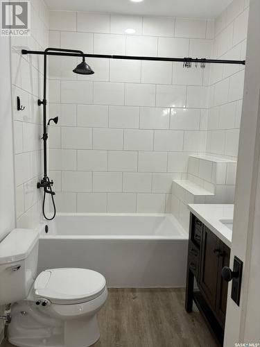 76 Angus Crescent, Regina, SK - Indoor Photo Showing Bathroom