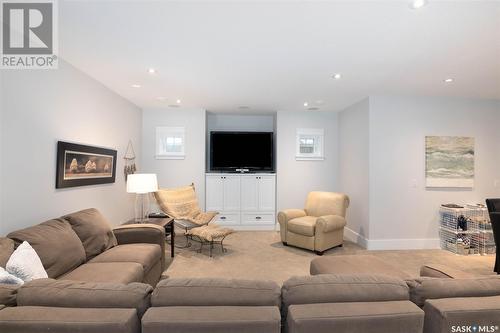 160 Hanley Crescent, Edenwold Rm No. 158, SK - Indoor Photo Showing Living Room