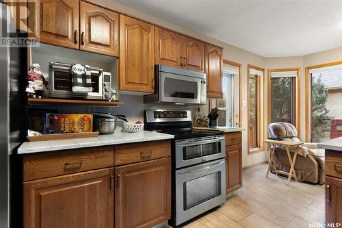 1202 Wascana Highlands, Regina, SK - Indoor Photo Showing Kitchen