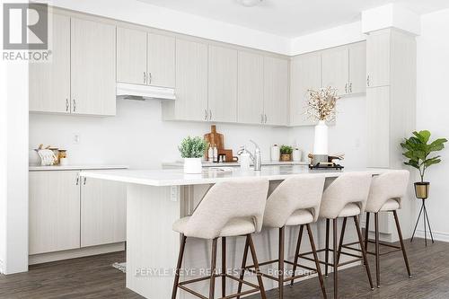 10 Dyer Crescent, Bracebridge, ON - Indoor Photo Showing Kitchen