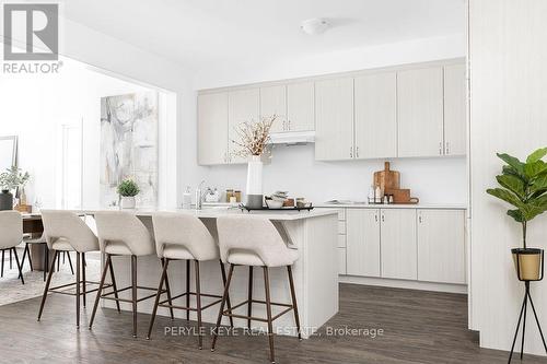 10 Dyer Crescent, Bracebridge, ON - Indoor Photo Showing Kitchen